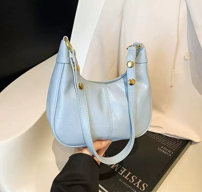 Leather Hobo Shoulder Bag - Women's Versatile Underarm Dumpling Bag with Gold Hardware & Zipper Closure