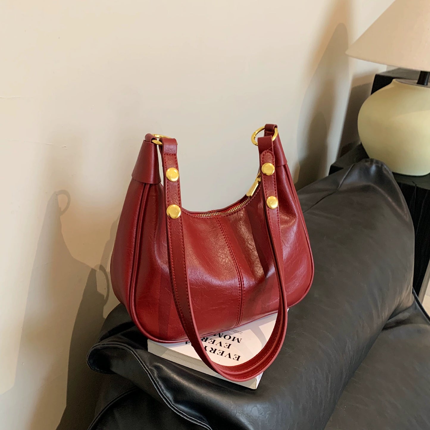 Leather Hobo Shoulder Bag - Women's Versatile Underarm Dumpling Bag with Gold Hardware & Zipper Closure